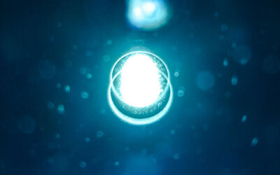 When Sound Makes Light: Sonoluminescence at the Edge of Physics and Mystery